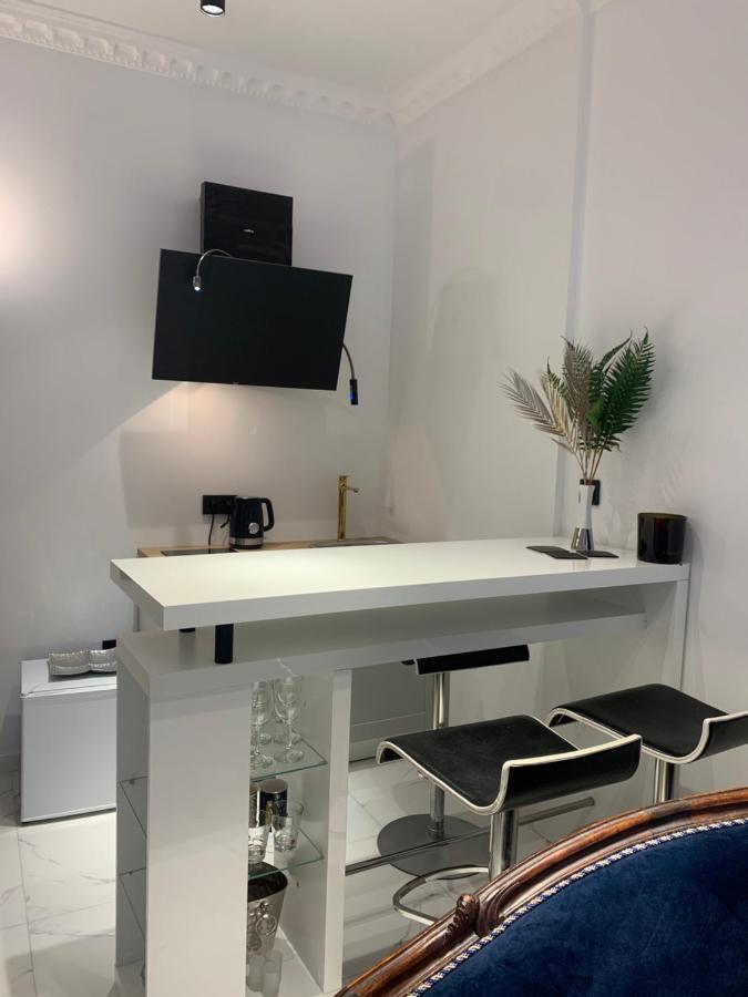 Tiltu 5 Jacuzzi Apartment Κλαϊπέντα Εξωτερικό φωτογραφία