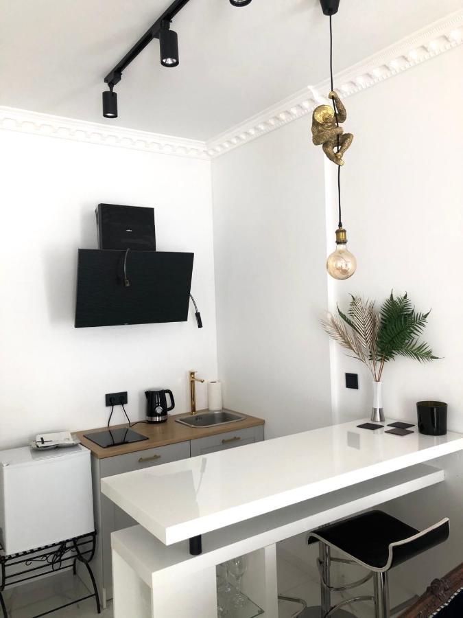 Tiltu 5 Jacuzzi Apartment Κλαϊπέντα Εξωτερικό φωτογραφία