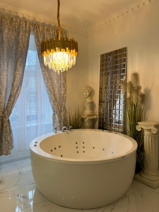 Tiltu 5 Jacuzzi Apartment Κλαϊπέντα Εξωτερικό φωτογραφία